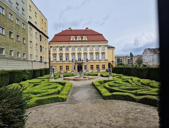 Royal Palace Fountain