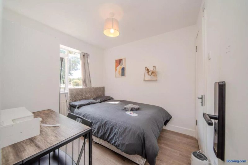 HarmonyNest Parkview Elegance