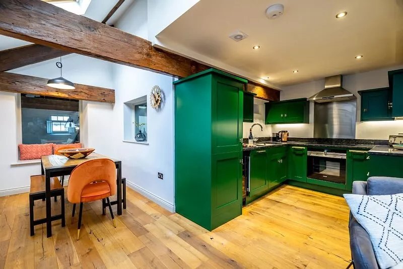 3 Clementhorpe Maltings -  a premium stay that sleeps 6 guests  in 3 bedrooms