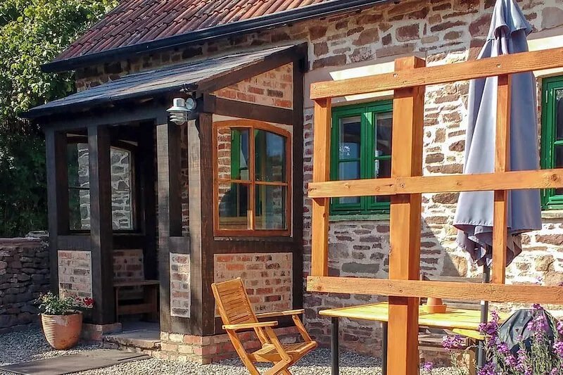 2 bedroom accommodation in Elton, Newnham-on-Severn