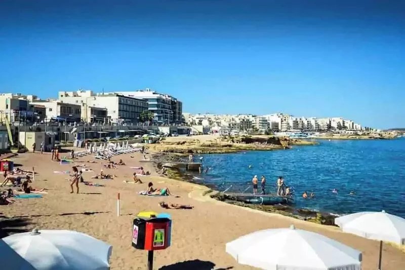 St.Paul's Bay apartment close to the seafront with a lovely terrace