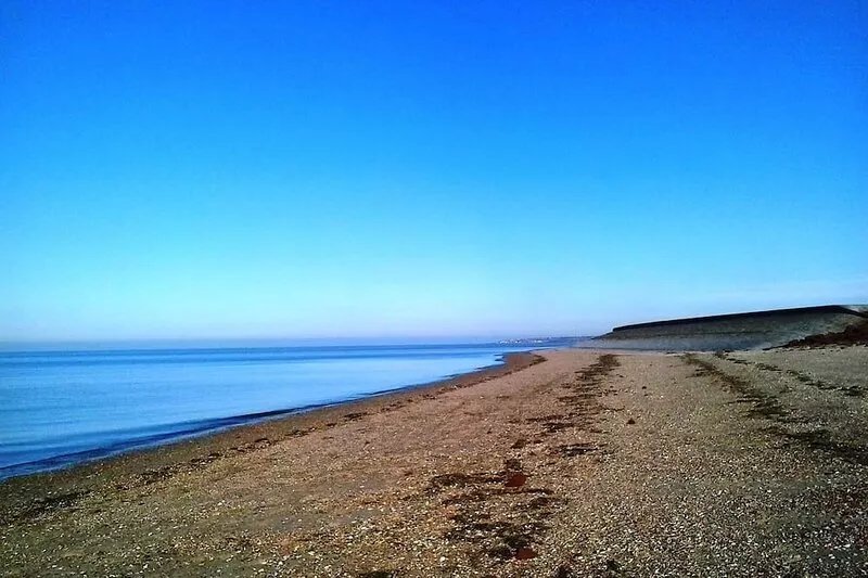Cosy Cabin, 5 Minute Walk to Beach, Coastal Chalet
