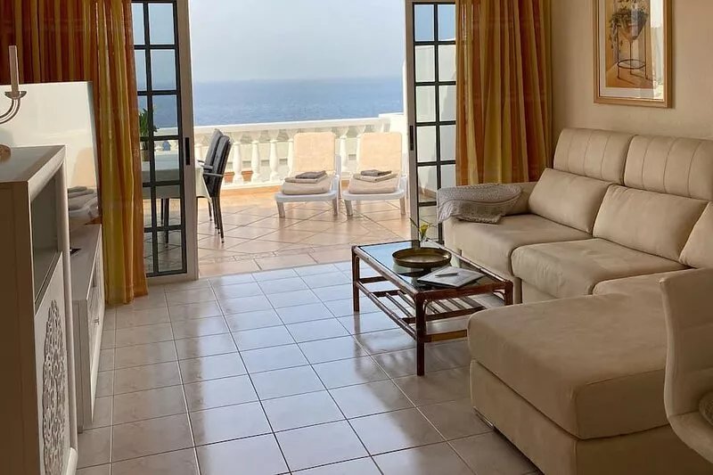 Tenerife South, luxury house, sea views, balcony and garden, 5min beach&town