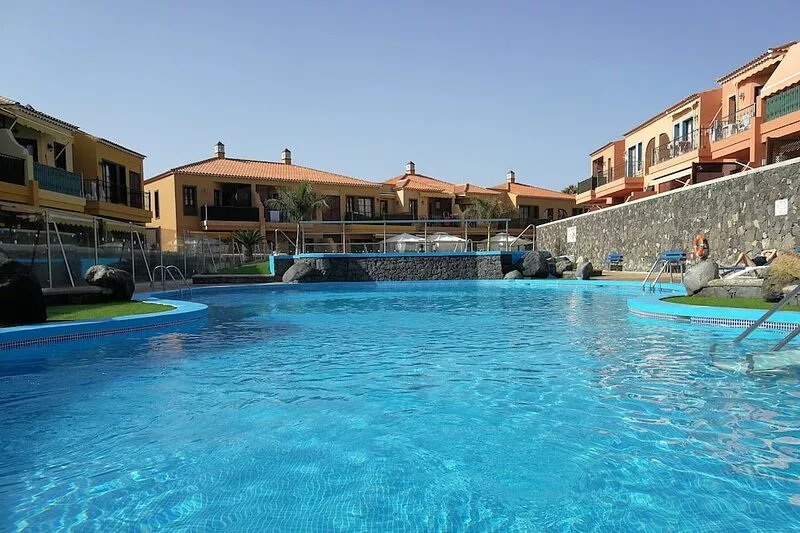 south tenerife superb ground floor apartment in beautiful complex