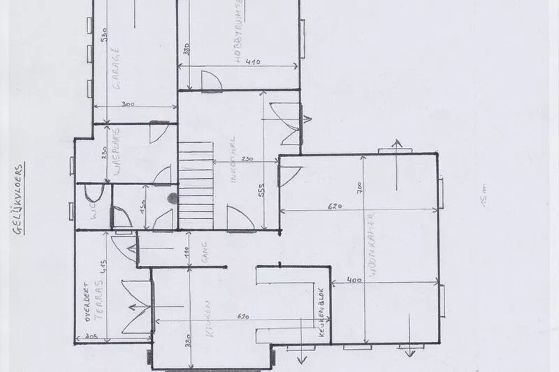 Centrally located villa with 4 bedrooms (10 beds), FREE WIFI!