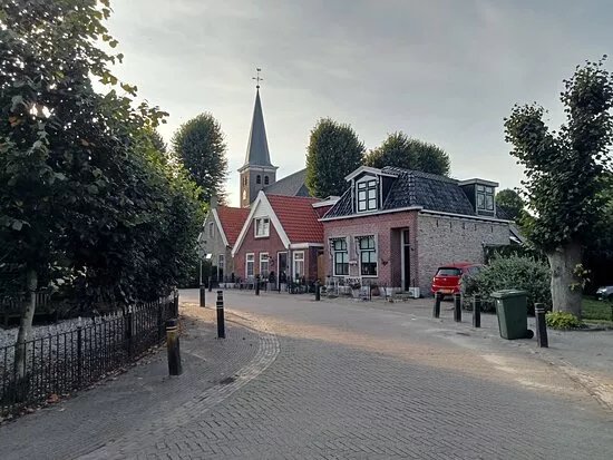 Laurentiuskerk Raerd