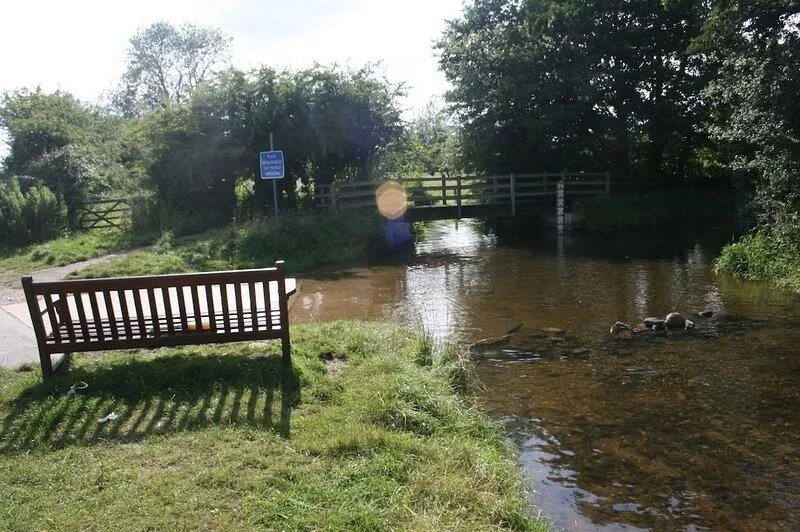 FLINT COTTAGE WITH PRIVATE POOL,  ANNEX, OWN  PARKING  SLEEPING 8 PEOPLE.