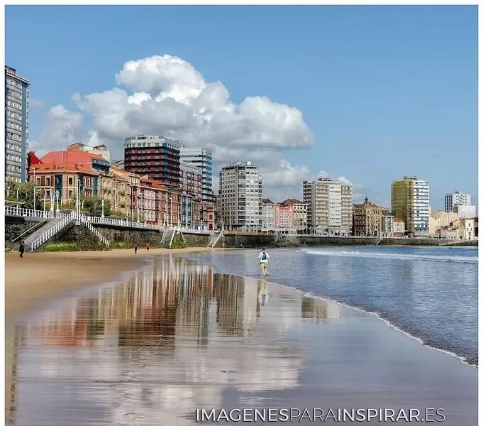 Apartment in the very center of Gijón, great, WIFI, Movistar +, Sofa-Bed