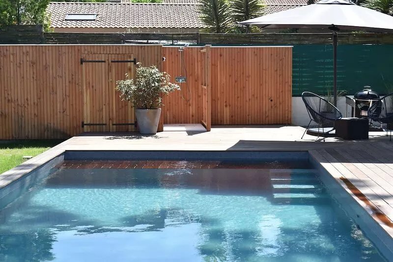 Villa 140m2, Proche de la Mer, Piscine Chauffée, Jardin