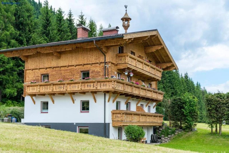 Apartements Ski & Badegluck