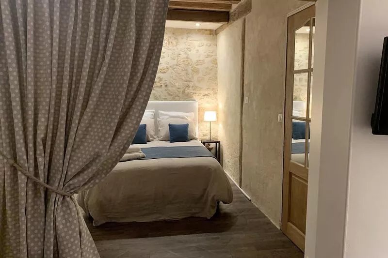 Le Petit Hameau de Chantilly - Chic and Charming Studio in the Heart of
