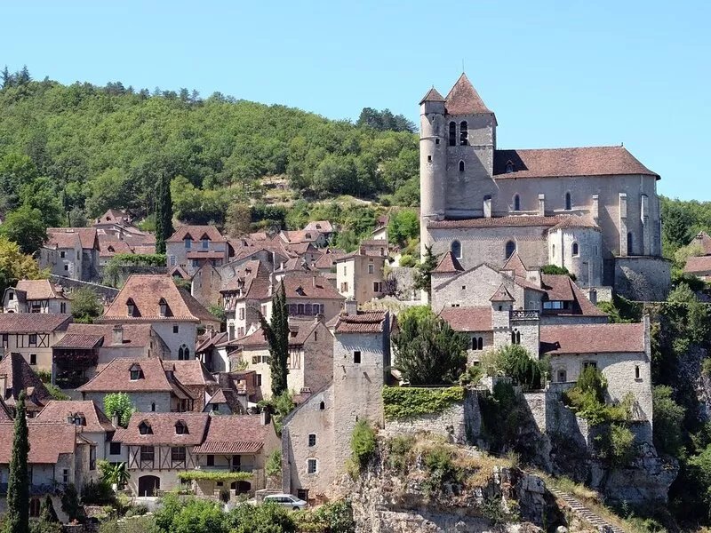 Luxurious Two Bedroom Gite with Private Pool. La Vigne Vierge Gite de Charme