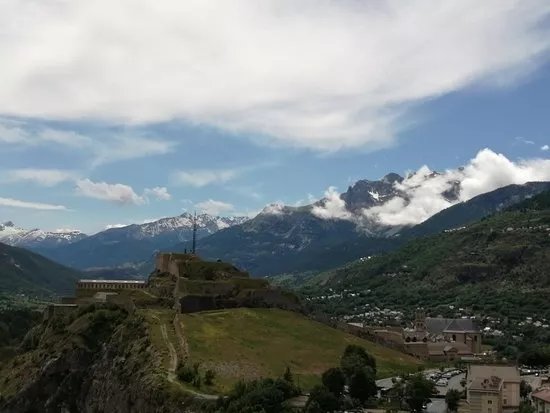 Fort du Chateau