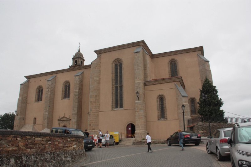 Mosteiro de Santo Vicente do Pino