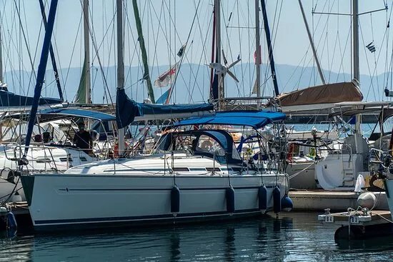 Yacht Pipit