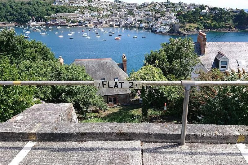 SEASPRAY spectacular views, central Fowey, parking