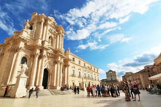 Hermes Sicily Tours