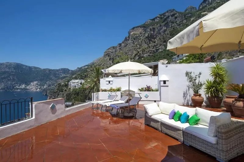 Casa Ella  Praiano family home with  private parking, excellent WiFi connection