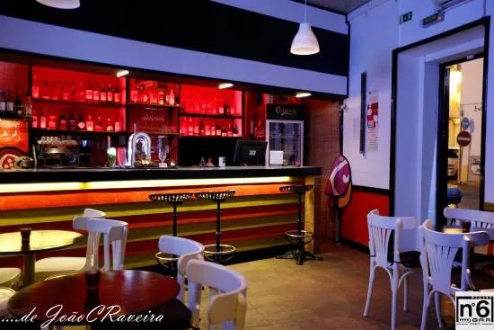 Numero 6 Bar
