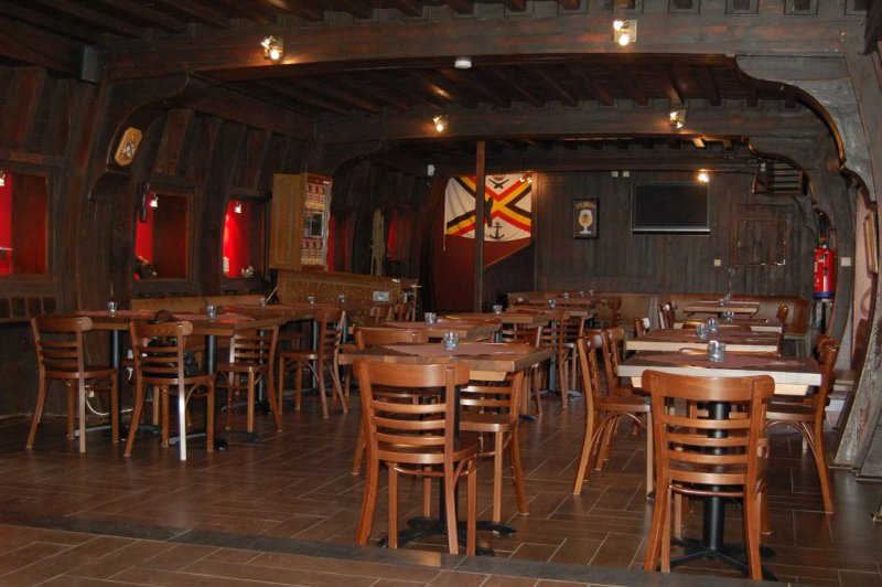 Resto du port sam suffit