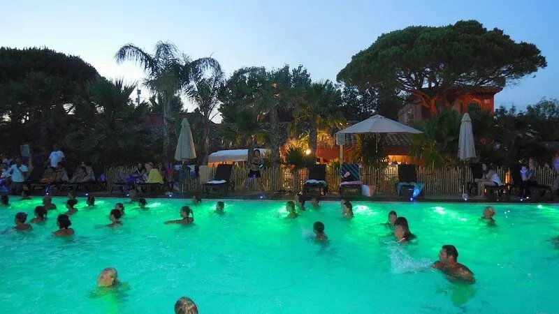 LAGOON 2 bd 150 m beach BUNGALOW Saint Tropez- Toison d'Or 5 stars