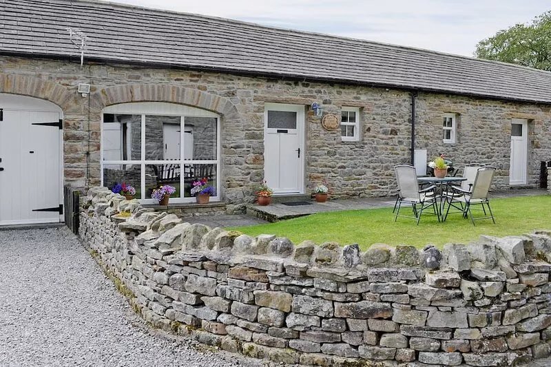 3 bedroom accommodation in Carperby, near Leyburn