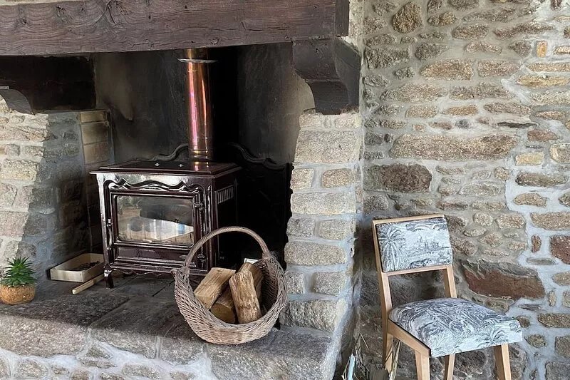 Country house in the heart of a village