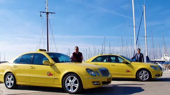 RADIO TAXI KOSMOS 18300
