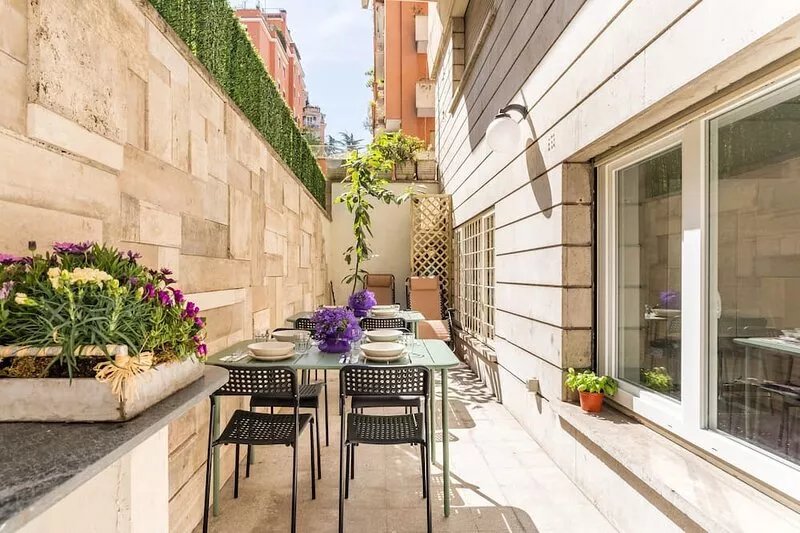 Enjoy Your Stay -187 sqm apartment between  Vatican and historic center