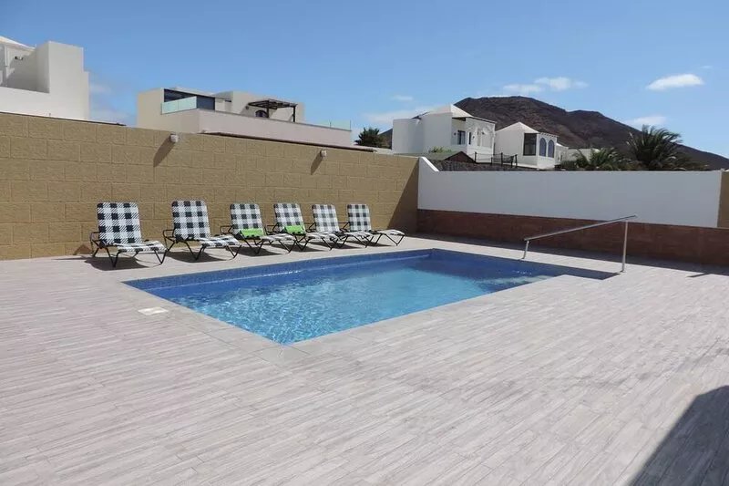 VILLA MEDINA 14 A SKY CHANNELS +PRIVATE HEATED POOL+PRIVACY+INTERNET+RELAX VILLA