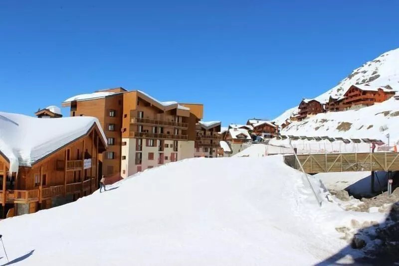 Appart 4 to 6 persons. 2 bedrooms 1 living room. At the foot of the slopes.