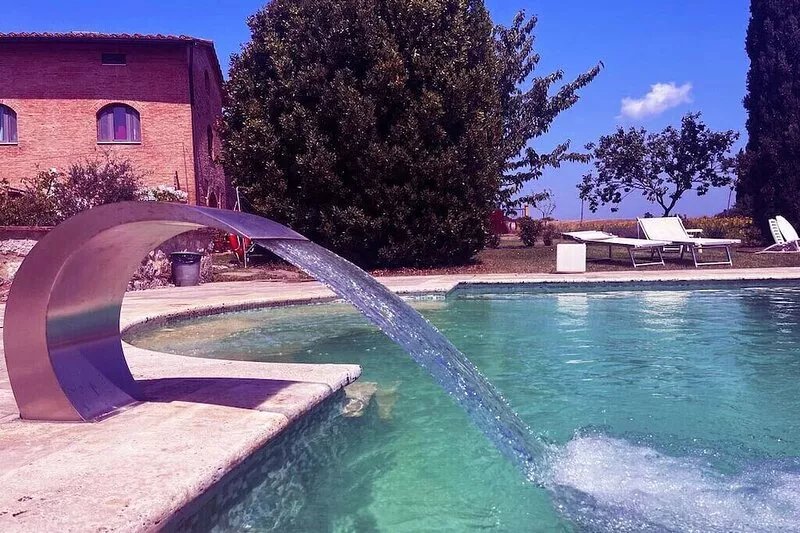 Chic Tuscan apartment pool spectacular view modern comfort wifi air conditioning