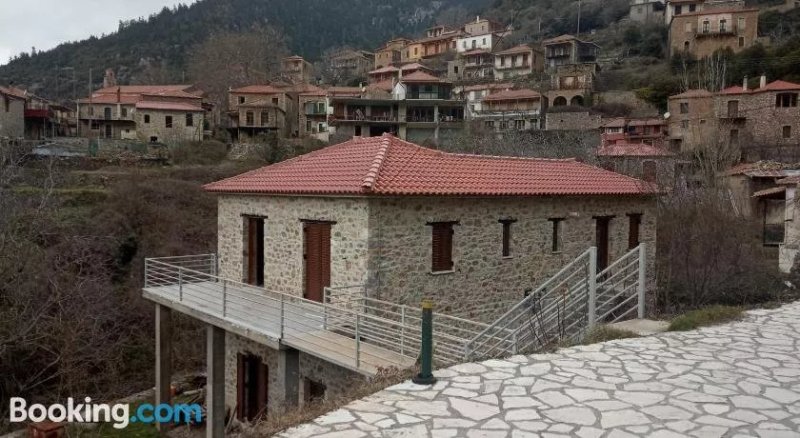Emerald Mountain Boutique Hotel Tsintzina
