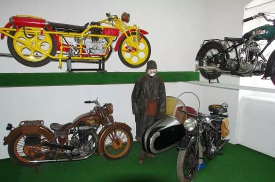 Muzeum historickych motocyklu