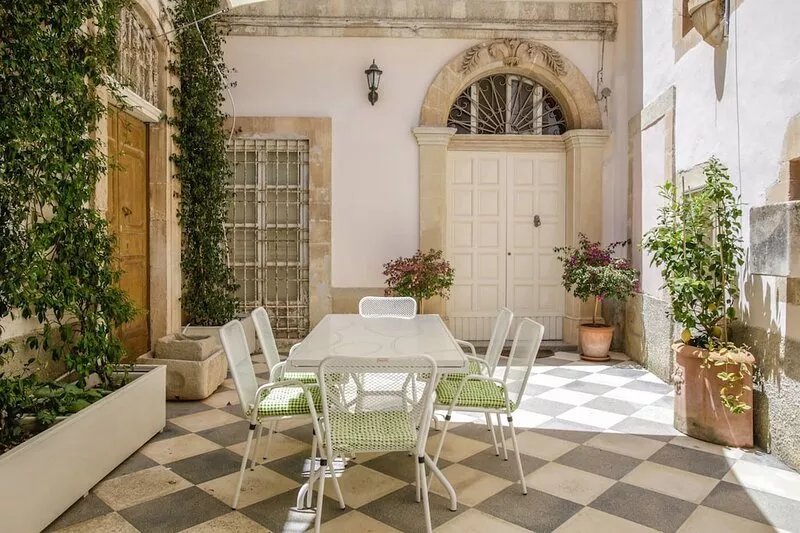 18th Century Palazzo, Stylish, Spectacular Views, Concierge Service