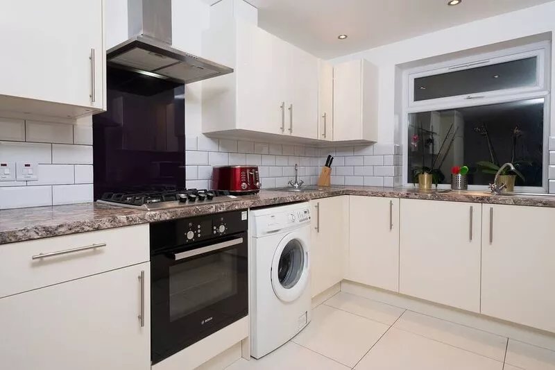 7 Double bedroom House fully equipped Kitchen