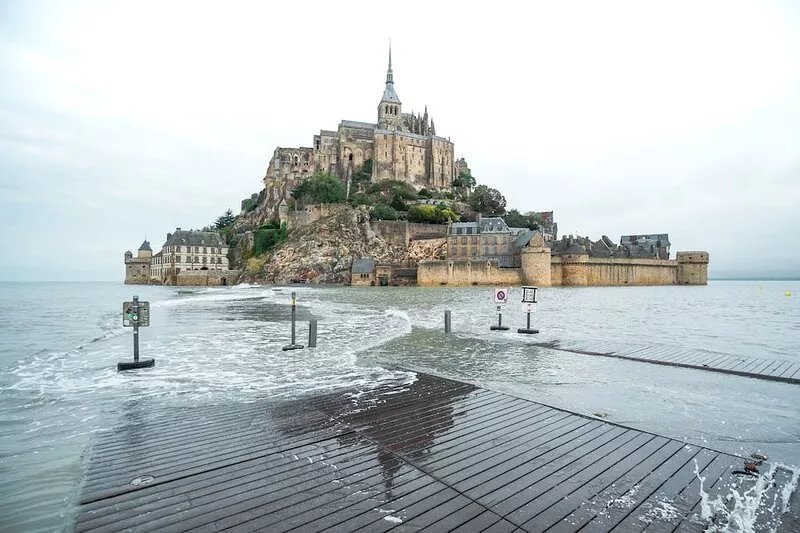 Maison Dans un Village à 3 mn de L'église Ste Mere Eglise &10 mn des Plages