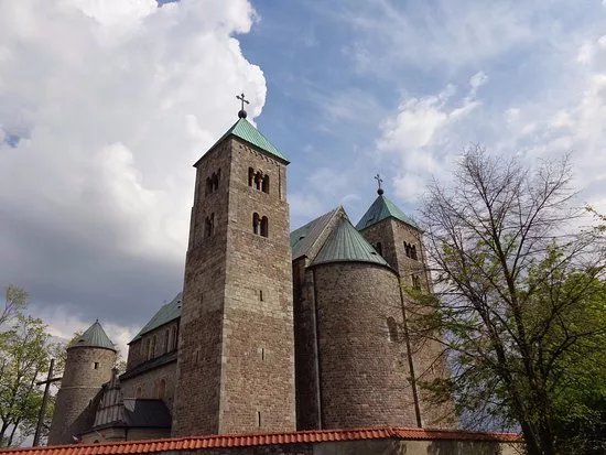 The Collegiate Church of St.Mary and St.Alexius