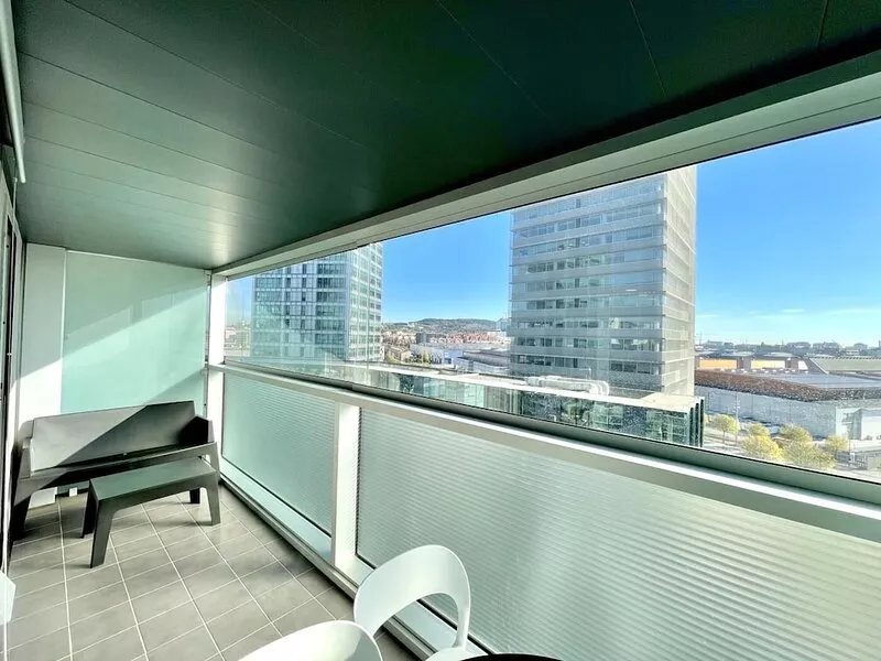 Apartment in front of Fira Gran Via