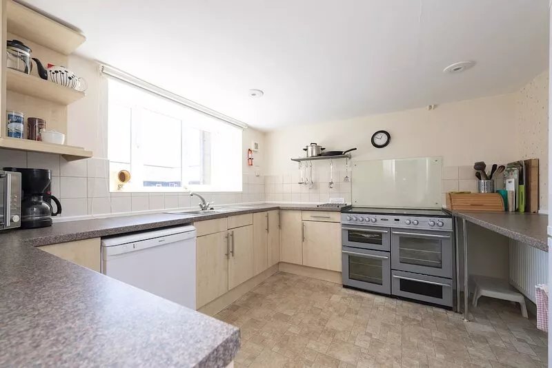 Large, cosy Self Catering Cottage Set In Beautiful Countryside. Pet friendly