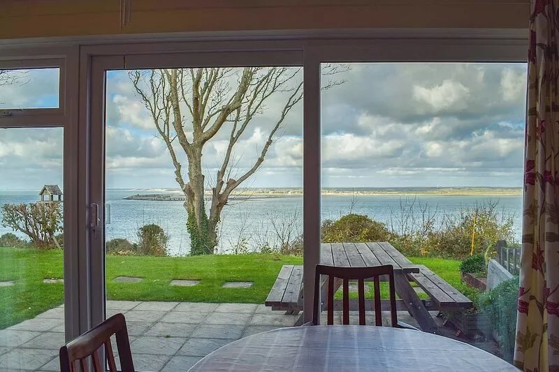 2 bedroom accommodation in Freshwater