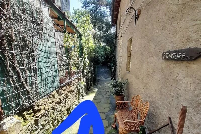 Stone Rustico with garden in ancient village, Tuscany Exclusive whirlpool