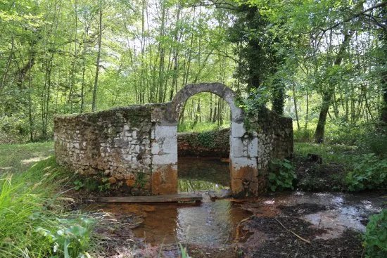 Fontaine de Bernos