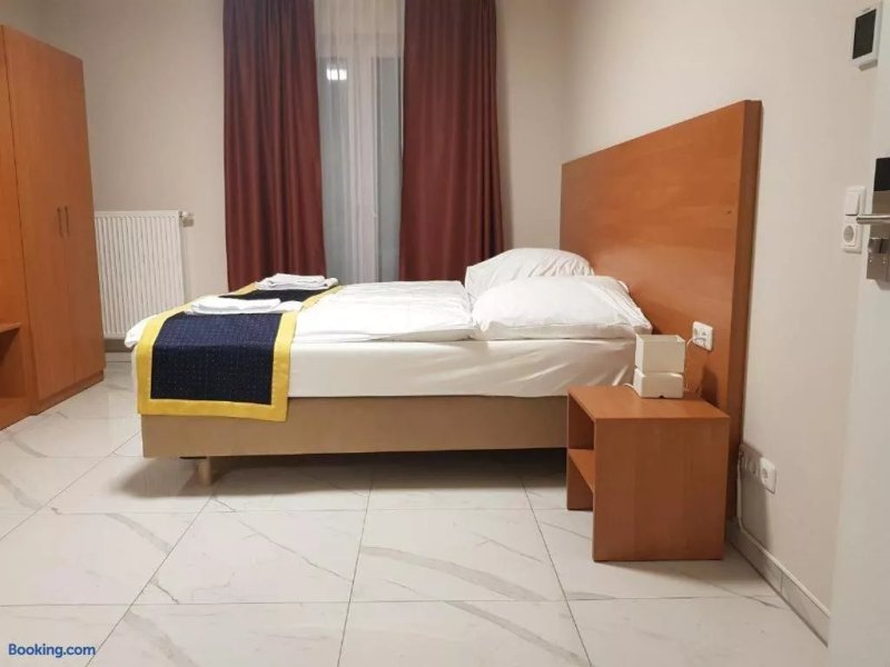 Hotel Emiliana Am Bahnhof