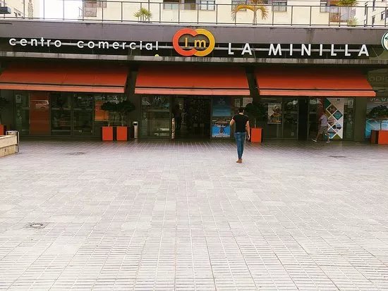 Centro Comercial La Minilla