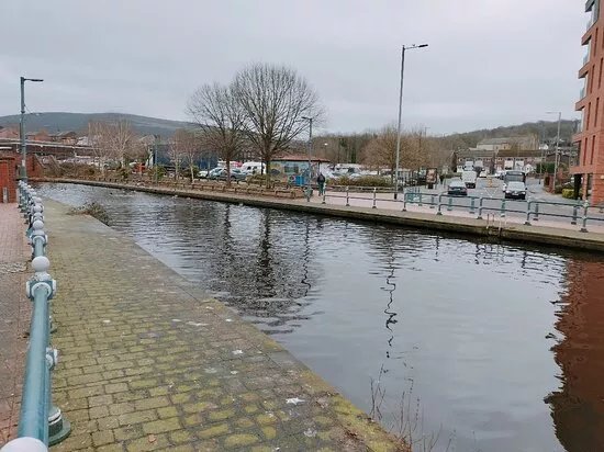 Huddersfield Canal