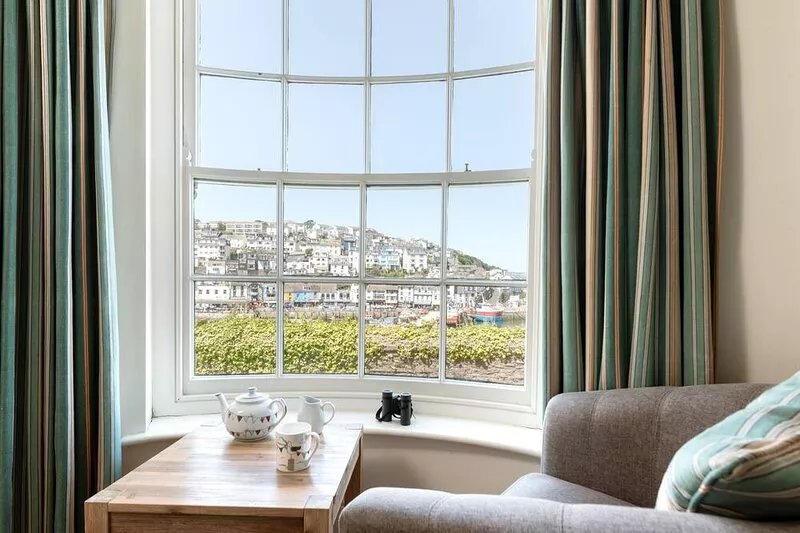 Coral - sleeps 4 guests  in 2 bedrooms