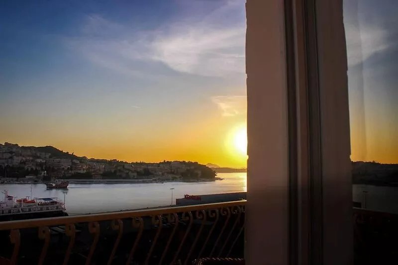 Apartments Tayra - Deluxe studio apartment with terrace (BR4)