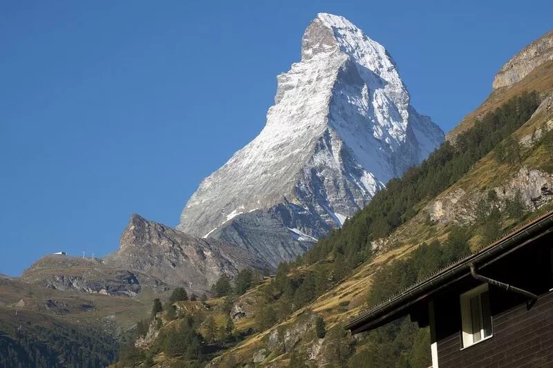 Studio close to lifts, shops and the village, amazing Matterhorn view