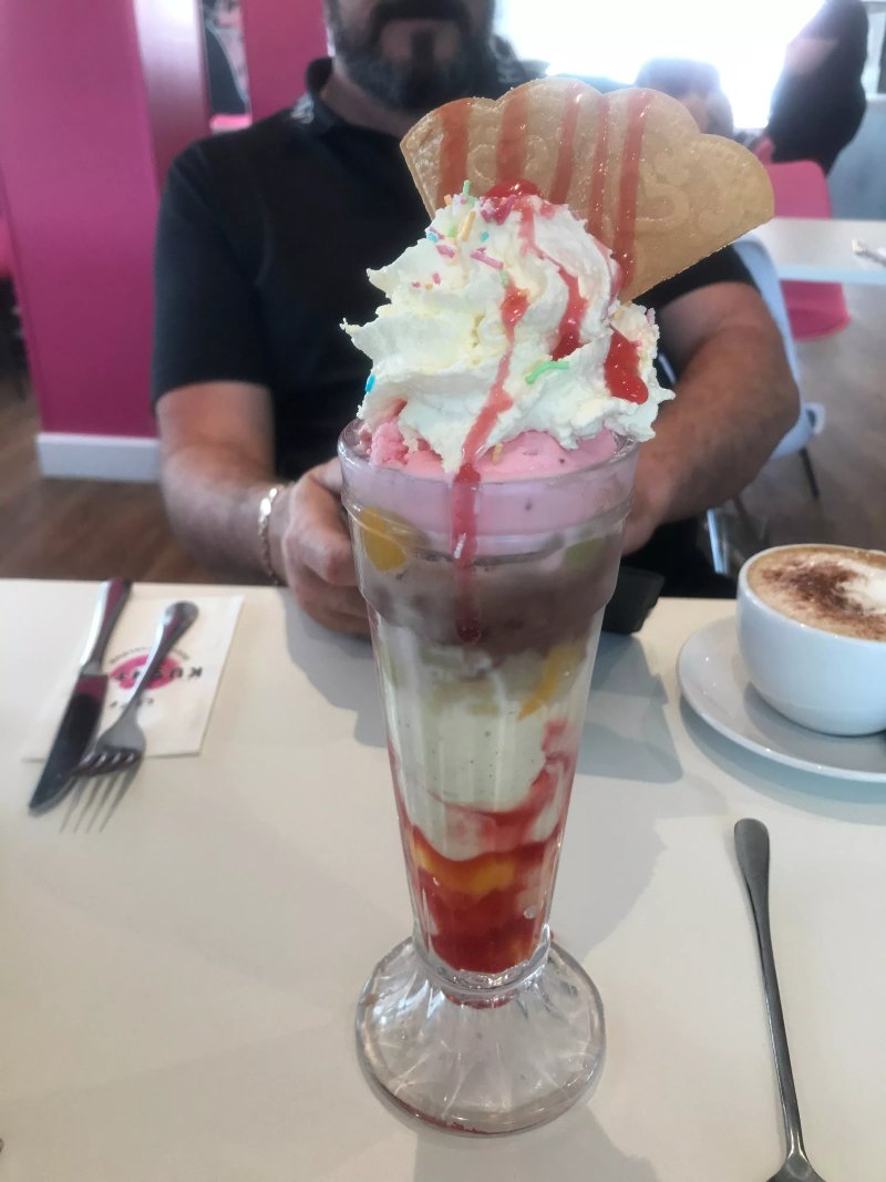 Diamond Sheesha Lounge & Desserts Parlour